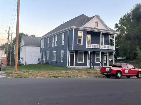 1621 Savannah Ave, Saint Joseph, MO 64505