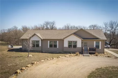 1155 NW 250 Rd, Holden, MO 64040