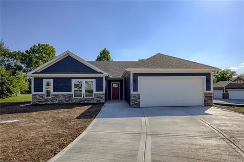 2031 Riverstone Dr, Excelsior Springs, MO 64024
