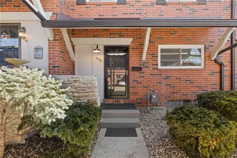 5736 W 97th St, Overland Park, KS 66207