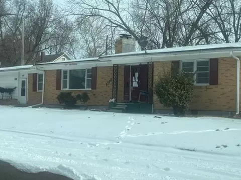 1216 Maple Ln, Sedalia, MO 65301