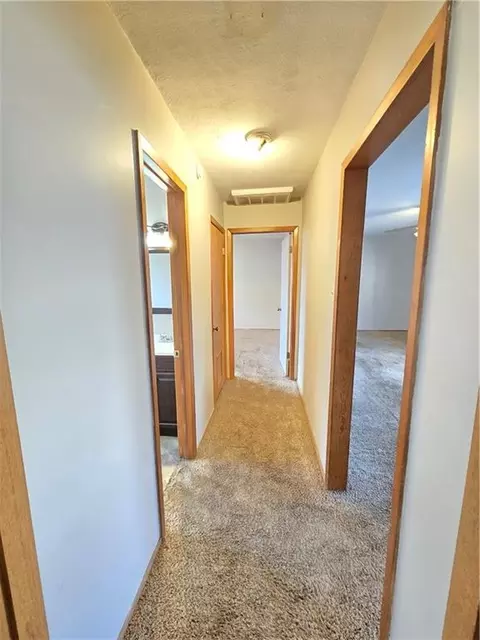 Entry Way - 401 W 1st St, Cherryvale, KS 67335 photo 1 of 1