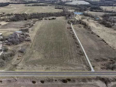 159 Th St, Leavenworth, KS 66048