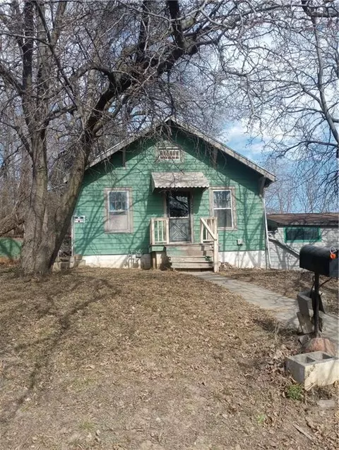 8840 E Wilson Rd, Independence, MO 64053