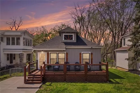 232 Old Orchard St, Excelsior Springs, MO 64024