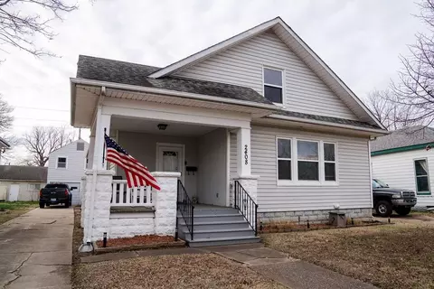 2408 Crawford Ave, Parsons, KS 67357