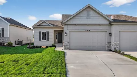 24966 W 94th Pl, Lenexa, KS 66227