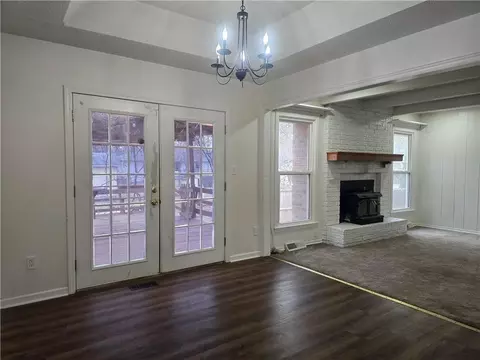 Living - 1211 SE Briarcroft St, Lees Summit, MO 64063 photo 3 of 10