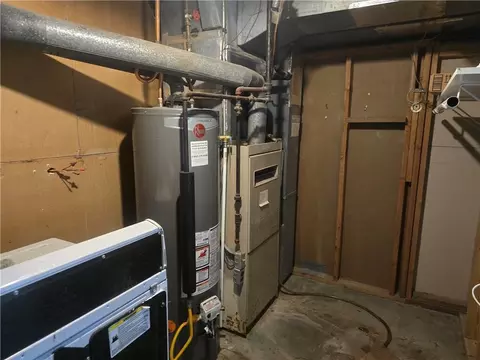 Other - 1211 SE Briarcroft St, Lees Summit, MO 64063 photo 6 of 10