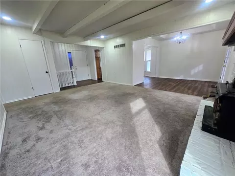 Living - 1211 SE Briarcroft St, Lees Summit, MO 64063 photo 7 of 10
