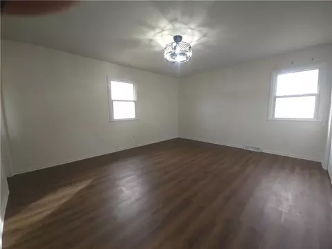 Living - 1211 SE Briarcroft St, Lees Summit, MO 64063 photo 10 of 10