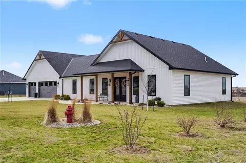 607 S Ernest St, Troy, KS 66087