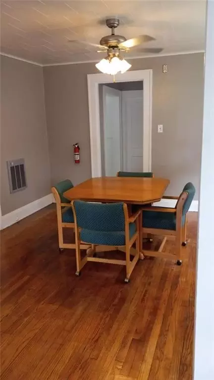 Dining - 2511-2517 Mitchell Ave, Saint Joseph, MO 64507 photo 1 of 1