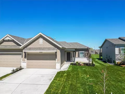 24980 W 94th Pl, Lenexa, KS 66227 photo 30