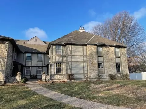 1305 NW Village Dr #B, Blue Springs, MO 64015