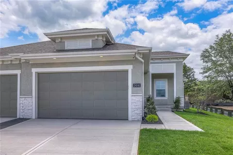 9861 W Greeley St, Lenexa, KS 66227