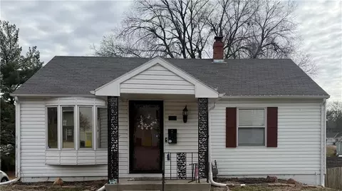 2611 Parallel Ave, Saint Joseph, MO 64506