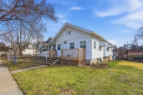 1513 Rowland Ave, Kansas City, KS 66104