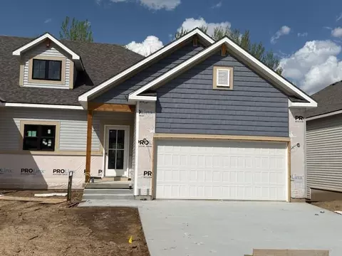 3109 Carlisle Ct, Saint Joseph, MO 64506