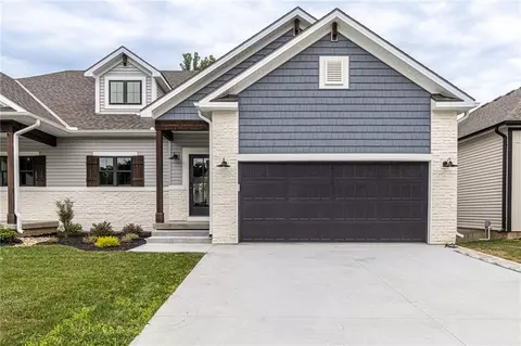 3109 Carlisle Ct, Saint Joseph, MO 64506