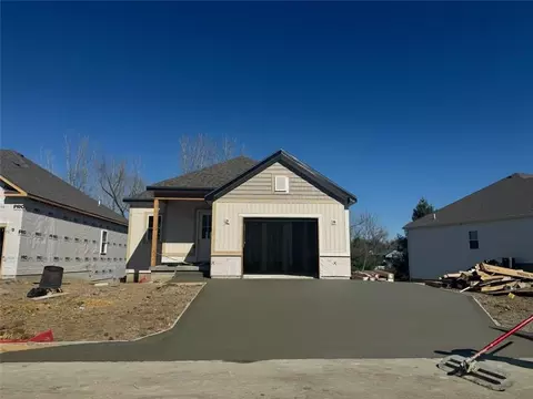 3111 Carlisle Ct, Saint Joseph, MO 64506