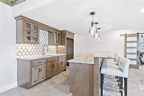 2070 NW Obrien Rd, Lees Summit, MO 64081 photo 11