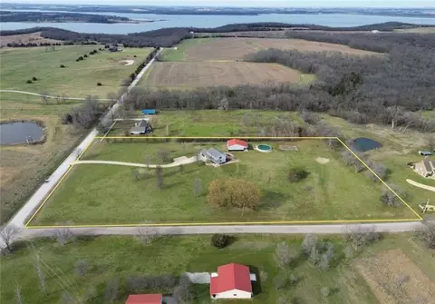 View/Area - 992 E 750 Rd, Lawrence, KS 66047 photo 5 of 5