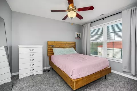 Bedroom - 992 E 750 Rd, Lawrence, KS 66047 photo 5 of 6