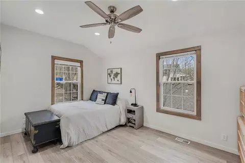 Bedroom - 77 R St, Lake Lotawana, MO 64086 photo 1 of 4