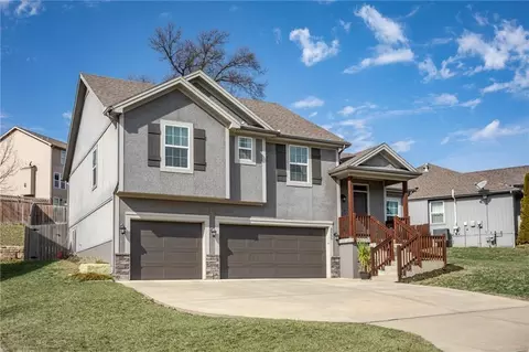 3550 N 112th Ter, Kansas City, KS 66109