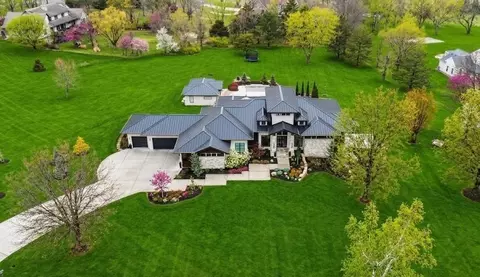 21100 W 105th St, Olathe, KS 66061