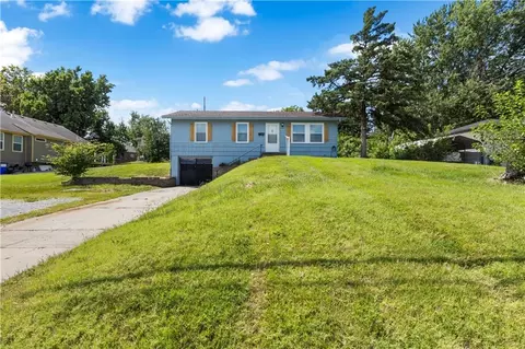 6206 NE Antioch Rd, Kansas City, MO 64119
