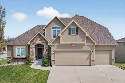 4517 N Sienna Rdg, Riverside, MO 64150