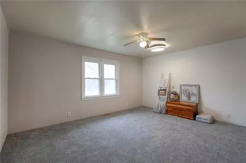 Bedroom - 406 E Washington St, Windsor, MO 65360 photo 4 of 9