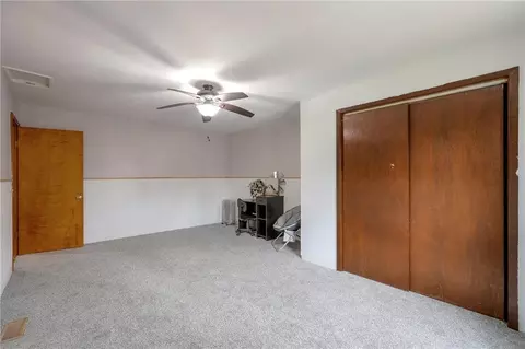 Bedroom - 406 E Washington St, Windsor, MO 65360 photo 3 of 9