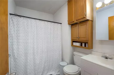 Bath - 406 E Washington St, Windsor, MO 65360 photo 1 of 1