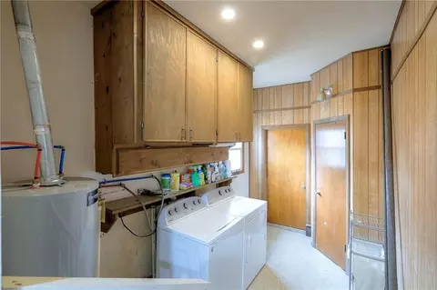 Other - 406 E Washington St, Windsor, MO 65360 photo 3 of 5