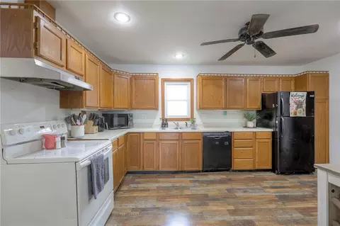 Kitchen - 406 E Washington St, Windsor, MO 65360 photo 1 of 3