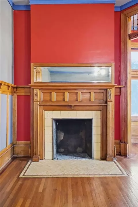 Living - 802 Hall St, Saint Joseph, MO 64501 photo 9 of 11