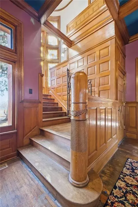 Entry Way - 802 Hall St, Saint Joseph, MO 64501 photo 1 of 12