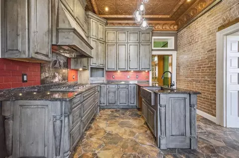 Kitchen - 802 Hall St, Saint Joseph, MO 64501 photo 3 of 7