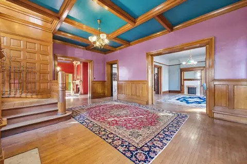 Entry Way - 802 Hall St, Saint Joseph, MO 64501 photo 2 of 12