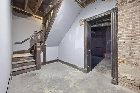 Entry Way - 802 Hall St, Saint Joseph, MO 64501 photo 12 of 12