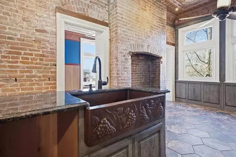 Kitchen - 802 Hall St, Saint Joseph, MO 64501 photo 5 of 7