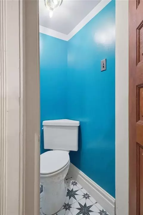 Bath - 802 Hall St, Saint Joseph, MO 64501 photo 1 of 8