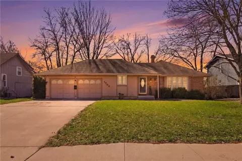1905 SW 3rd St, Lees Summit, MO 64081