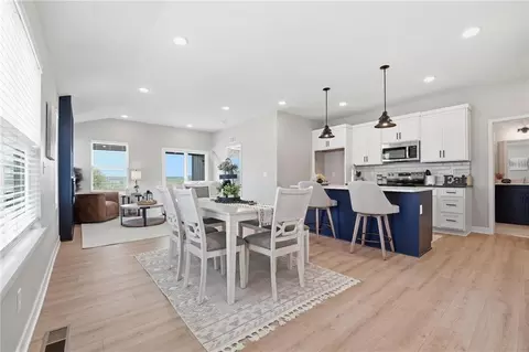 Dining - 804 Glenn Cir, Raymore, MO 64083 photo 1 of 4