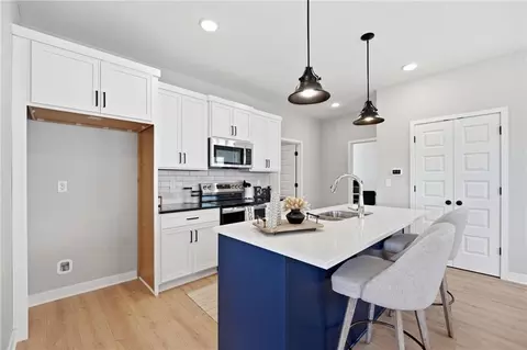 Kitchen - 804 Glenn Cir, Raymore, MO 64083 photo 2 of 6