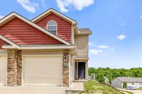 5401 N Hickory St, Kansas City, MO 64118