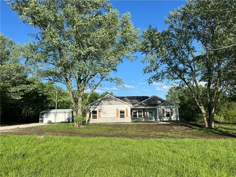 1108 Oo Hwy, Odessa, MO 64076